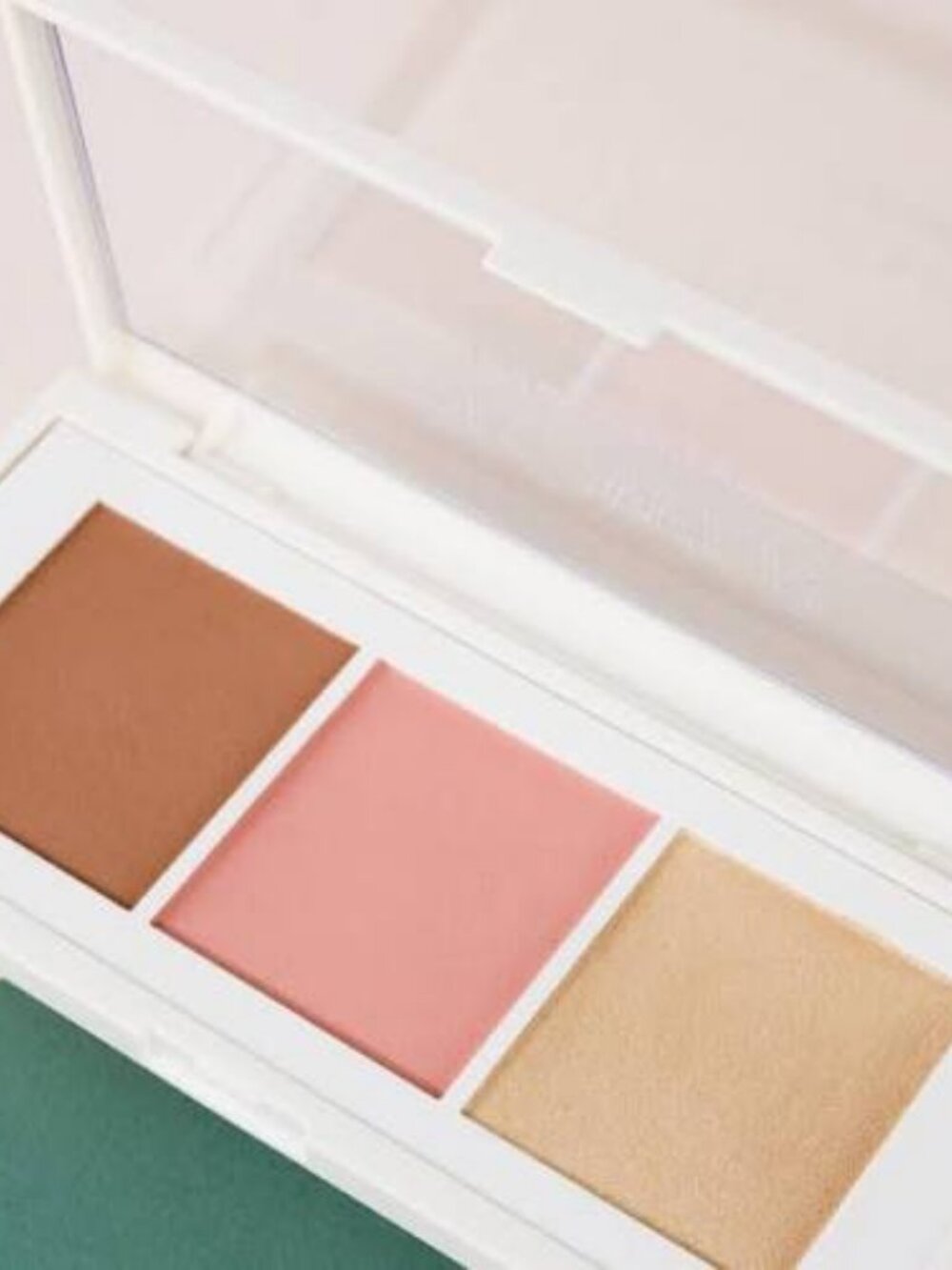 Flower by Drew Lift & Sculpt Contouring Palette